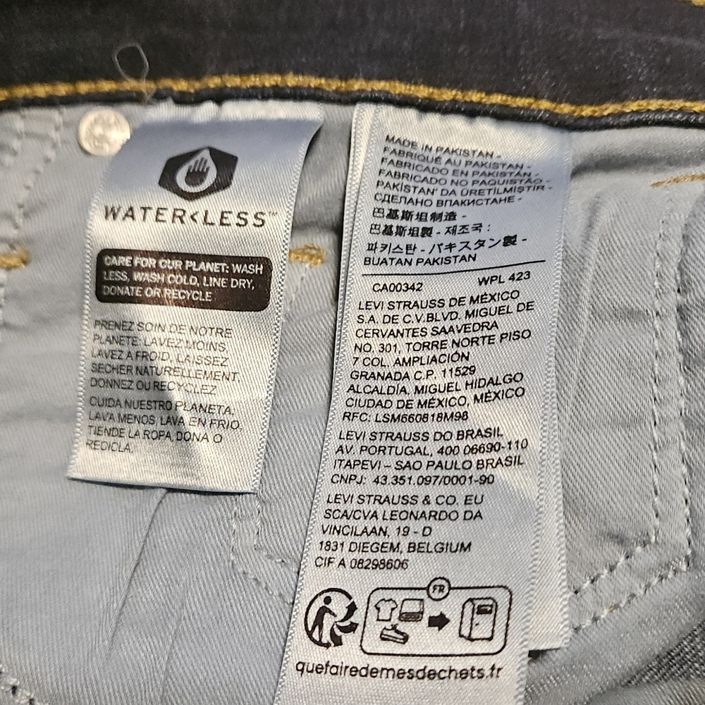 Levis 314 Shaping Straight - Picture 3 of 4